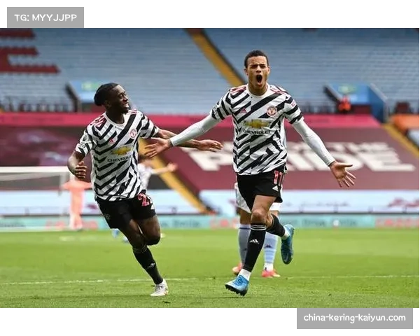 “聚焦:阿斯顿维拉队长麦金带领全队完成欧冠资格赛后谢场” “聚焦:阿斯顿维拉队长麦金带领全队完成欧冠资格赛后谢场”